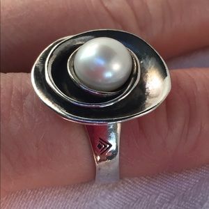 Silpada Lily Pearl Ring